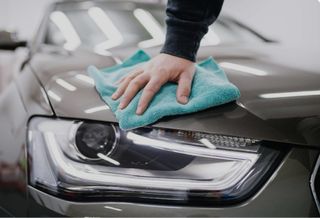 limpieza de coche por 15€