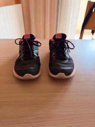 Zapatillas Nike Negras y Rosas