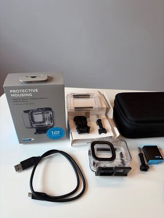 GoPro Hero 10 Black + Accessori