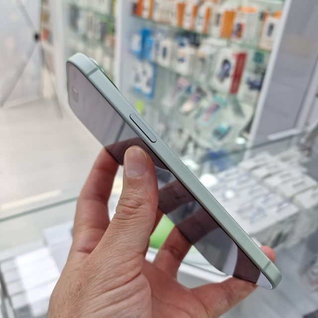 Apple Iphone 15 Plus 128GB Verde Usado