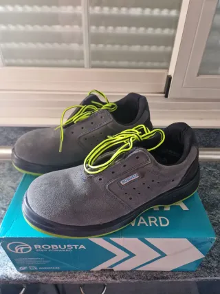 Zapatos de seguridad Robusta  Numero 43