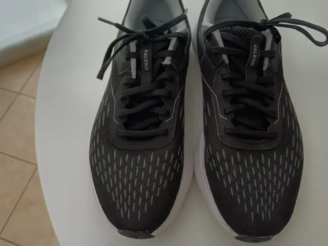 Scarpe da ginnastica Kalenji nere e bianche n.43