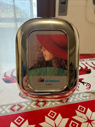 Portafoto Silverplated Bombato 9x13 cm con Scatola