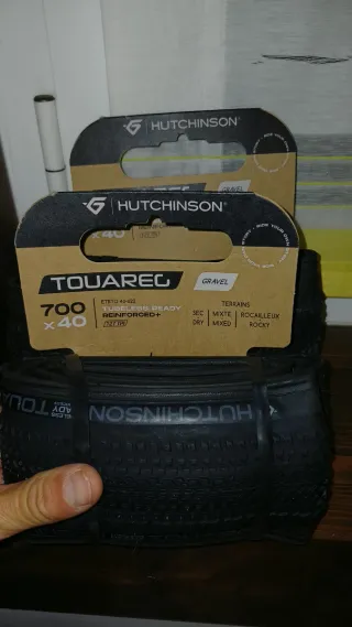 2× Cubiertas Gravel Hutchinson Tuareg 700x40
