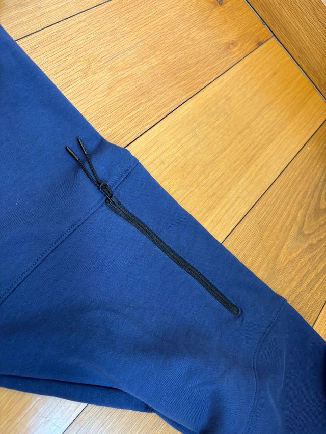 Sudadera Nike Tech Fleece Azul y Negra