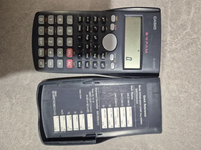 Calculadora Científica CASIO fx-82MS