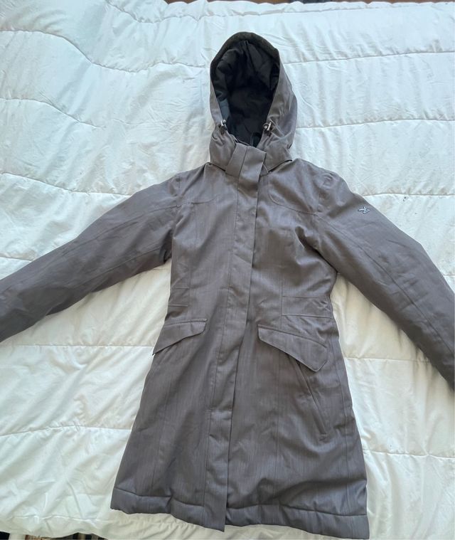 Parka Salewa gris mujer
