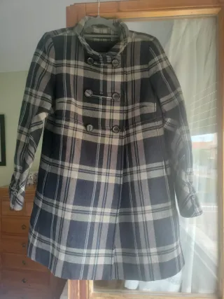 Abrigo Zara cuadros 100% lana hecho en españa