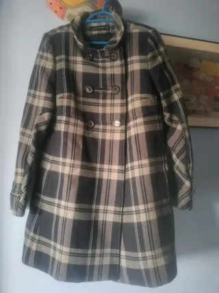 Abrigo Zara cuadros 100% lana hecho en españa