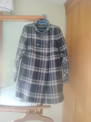Abrigo Zara cuadros 100% lana hecho en españa