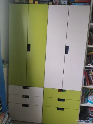 Cameretta Ikea: 4 Armadi, 2 Letti, Tavolino