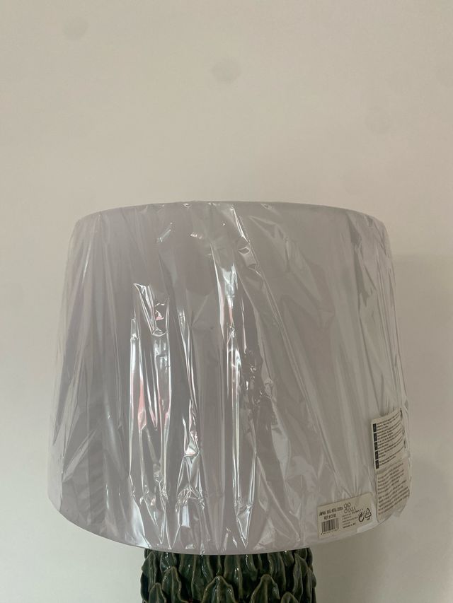 Pantalla lámpara blanca sin estrenar