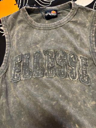 Camiseta cropped Ellesse verde