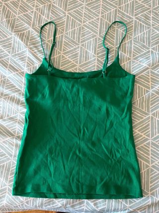 Camiseta tirantes Zara verde