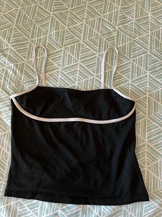 Camiseta tirantes negra Pull&Bear