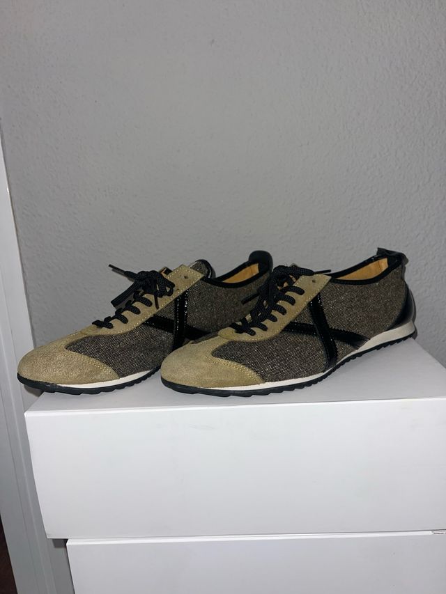 Zapatillas Munich Beige y Marrón