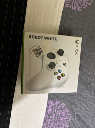 Mando Xbox Robot White