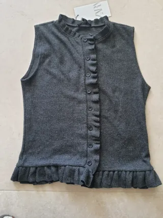Chaleco Zara punto volantes gris