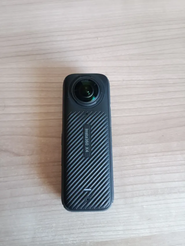 Fotocamera Insta360 X4