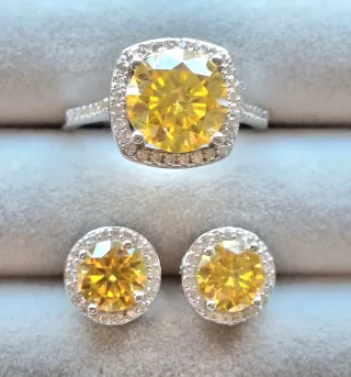 Conjunto Anillo y Pendientes Plata-oro Moissanitas