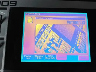 Roland MC-909 Supreme Dance + Teclado MIDI nuevo