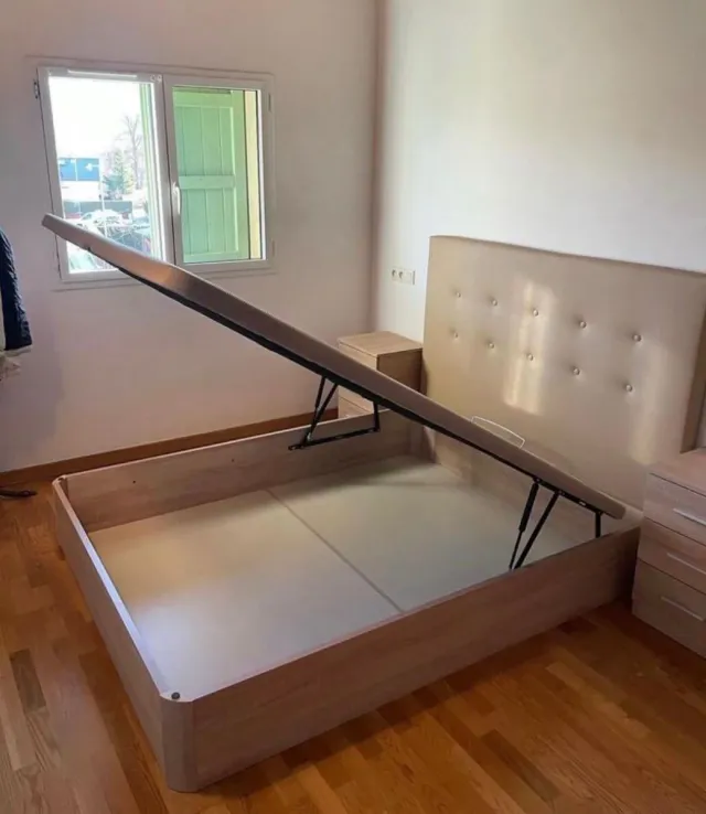 Canapé abatible de madera matrimonio y individual