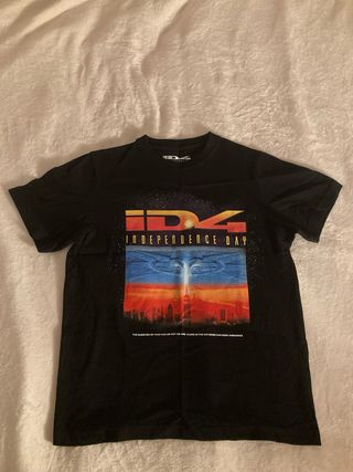 Camiseta Pull&Bear Independence Day Negra