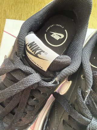 Nike Court Vision Alta Negro/Blanco