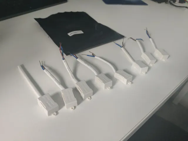 Adaptadores Iluminación Livolo VL-PJ01 (8 uds)