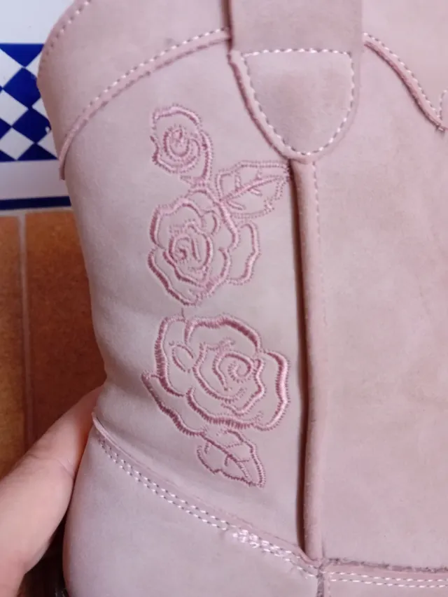 Botas niña beige talla 32