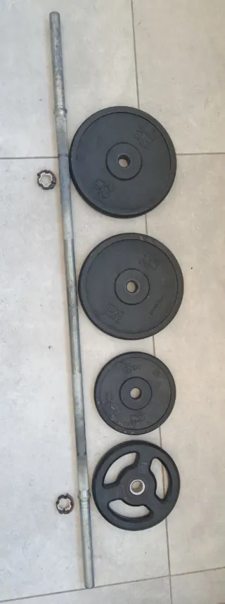 Barra de pesas y discos