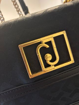 Borsa Liu Jo tracolla nera con logo oro