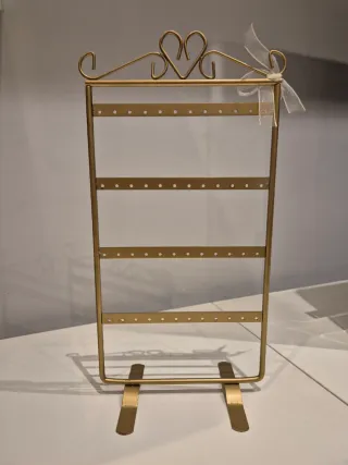 Organizador de pendientes dorado