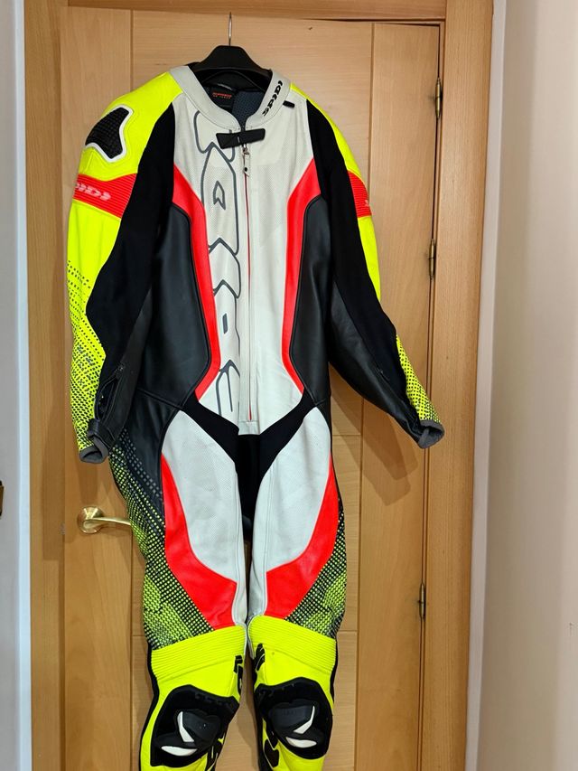 Traje SPIDI Supersonic Perforated Pro talla 52