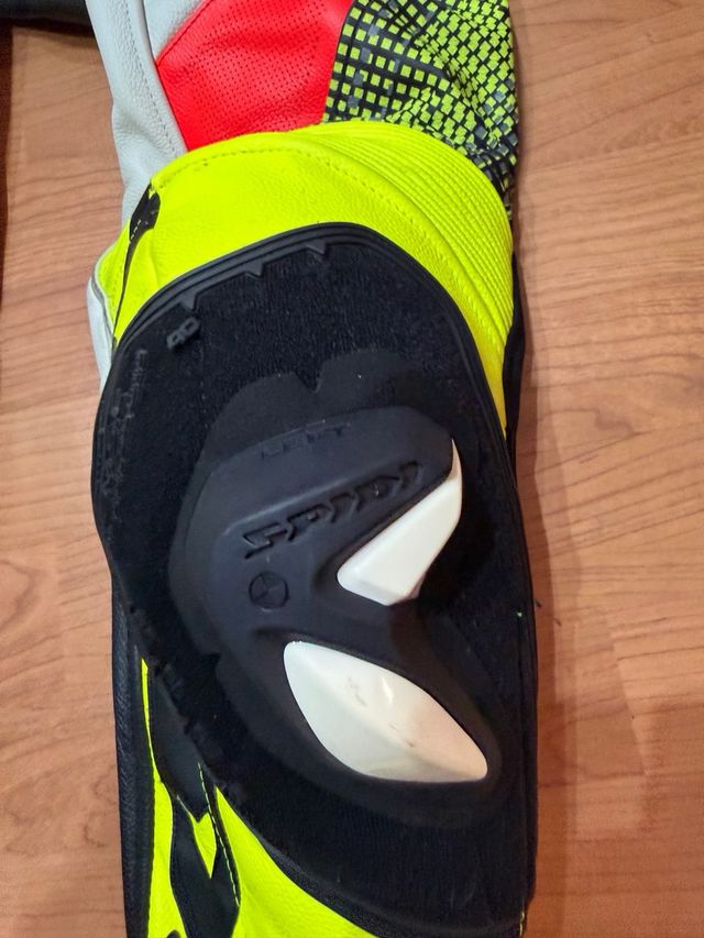 Traje SPIDI Supersonic Perforated Pro talla 52