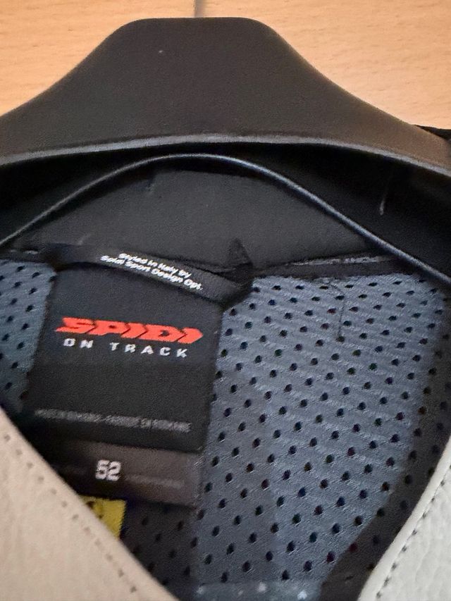 Traje SPIDI Supersonic Perforated Pro talla 52