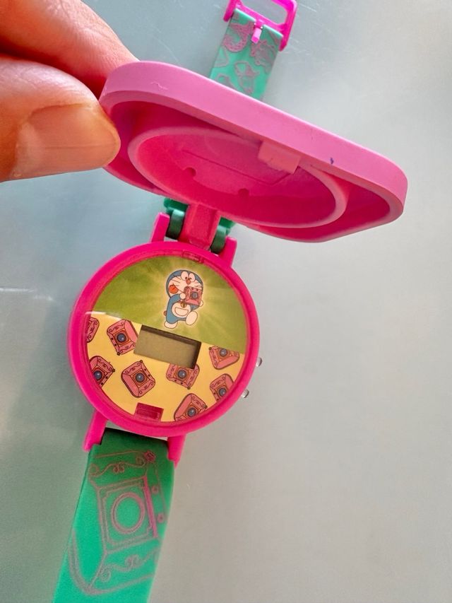 Reloj Pulsera Doraemon kisekae camera nuevo