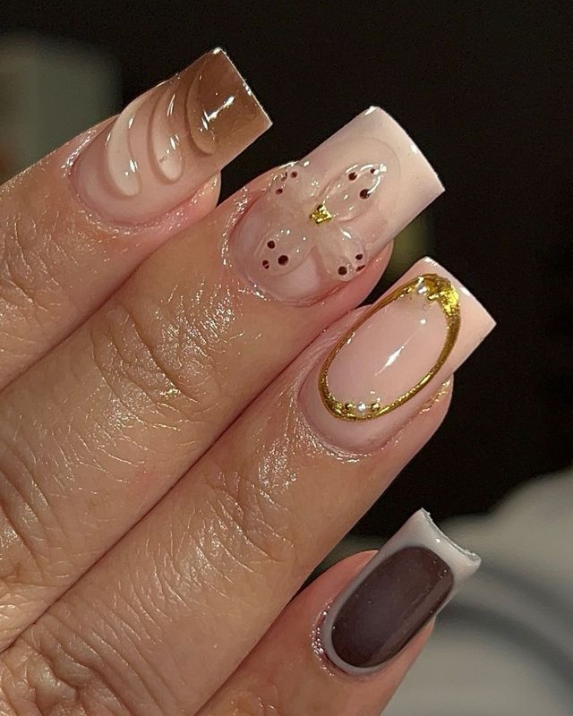 Uñas Press On Beige y Marrón