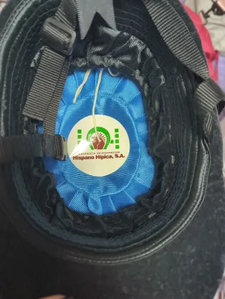 Botas y casco equitación niño