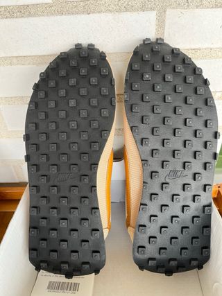 Nike LD 1000 Talla 44 Beige Naranja