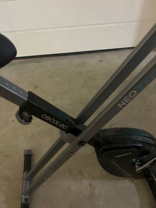 Bicicleta Estática Cecotec NEO - Para Reparar