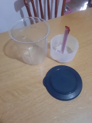 Porta olive trasparente con coperchio