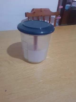 Porta olive trasparente con coperchio