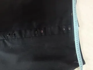 Falda negra botones talla 46