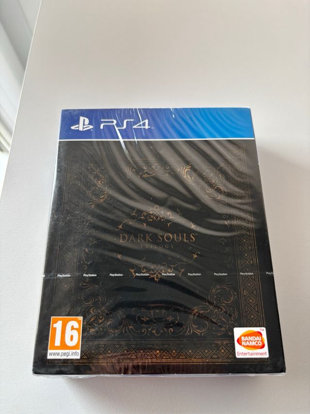 Dark Souls Trilogy PS4