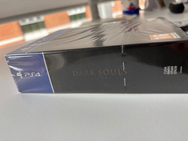 Dark Souls Trilogy PS4