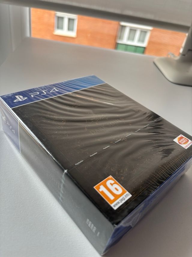 Dark Souls Trilogy PS4