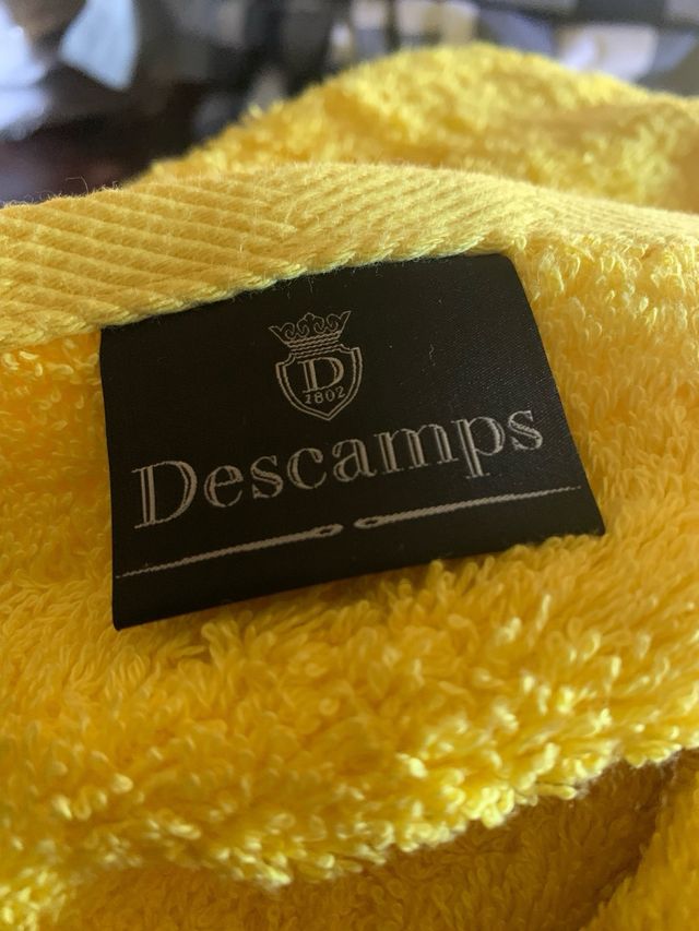 Conjunto de toalhas de banho amarelas