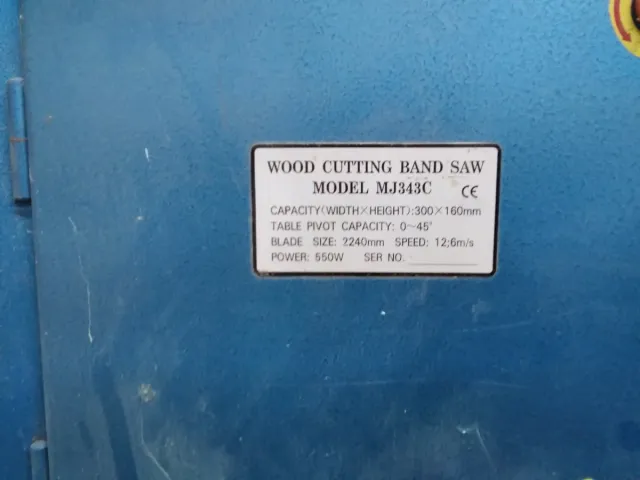 Sierra de cinta para cortar madera  550 W