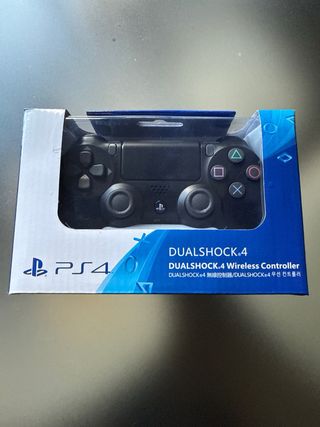 PS4 Pro 1TB Negra con mando nuevo y 4 juegos